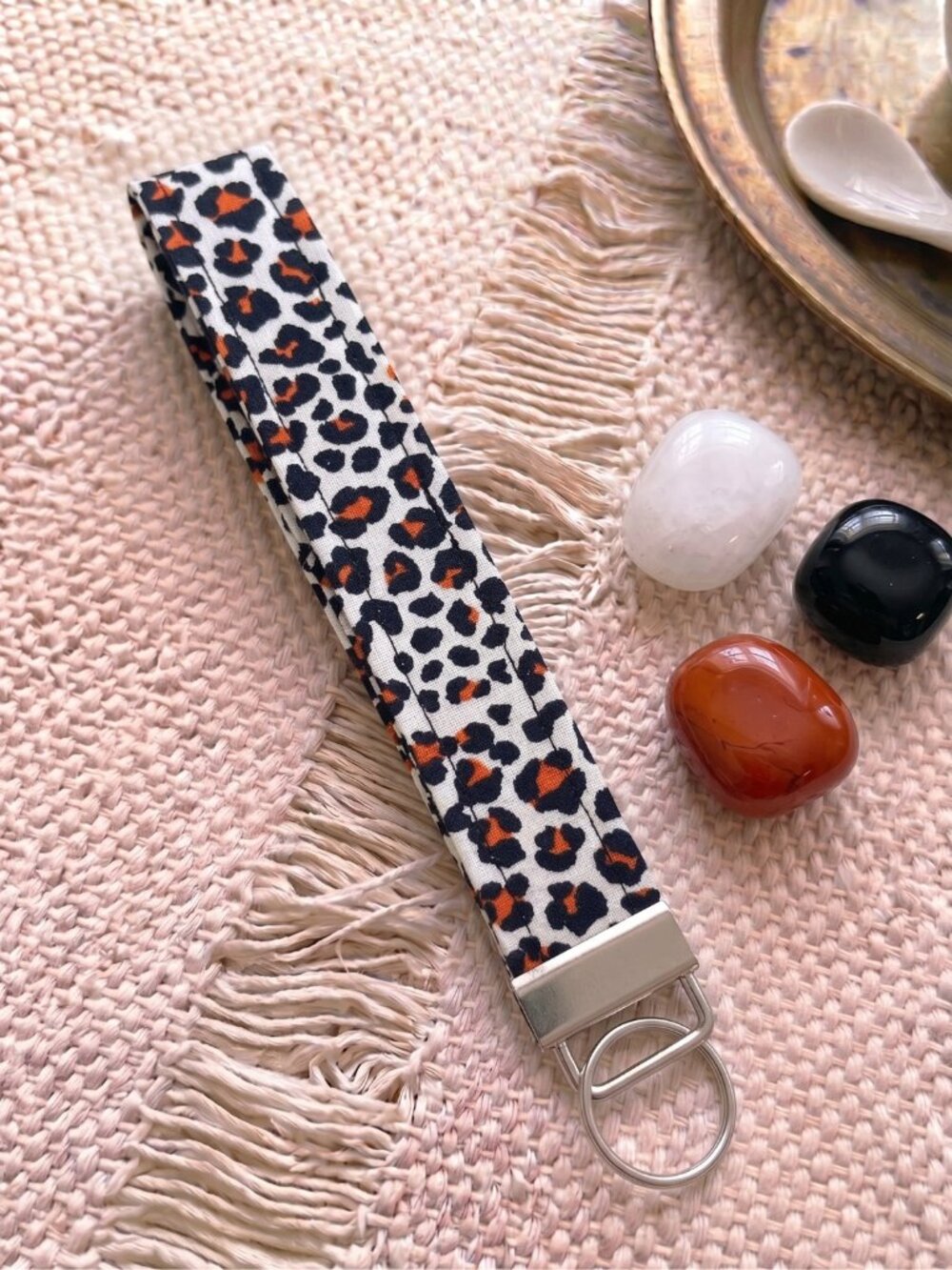 New Handmade White Leopard Cheetah Print Fabric Key Fob Wristlet Keychain